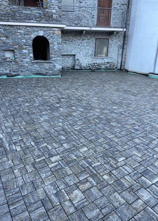 Pavimentazione abitazione privata