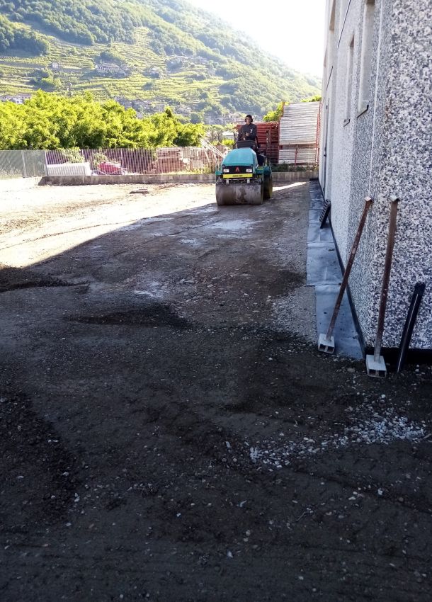 scarifica e compattazione fondo